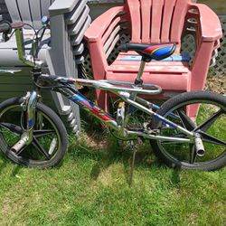 BMX BIKE 
