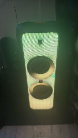 Jbl  BASSBOOST TowerSpeaker 1000
