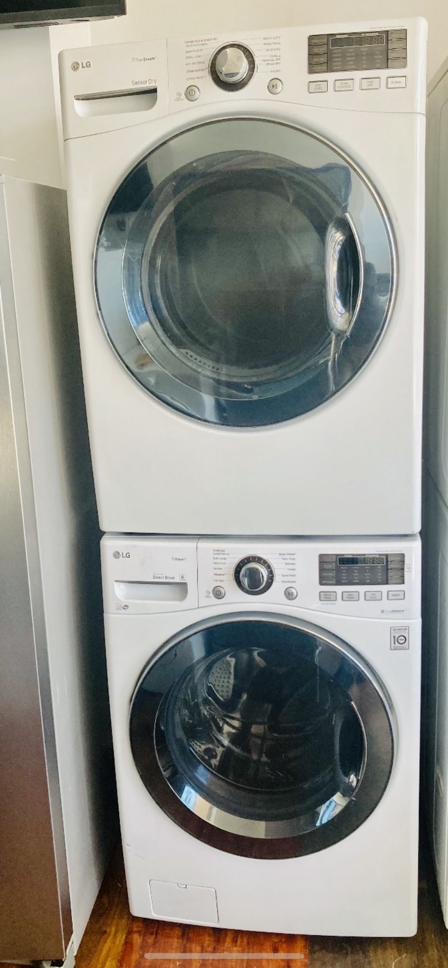 LG Stackable Washer And Dryer, Free Installation And Delivery for Sale