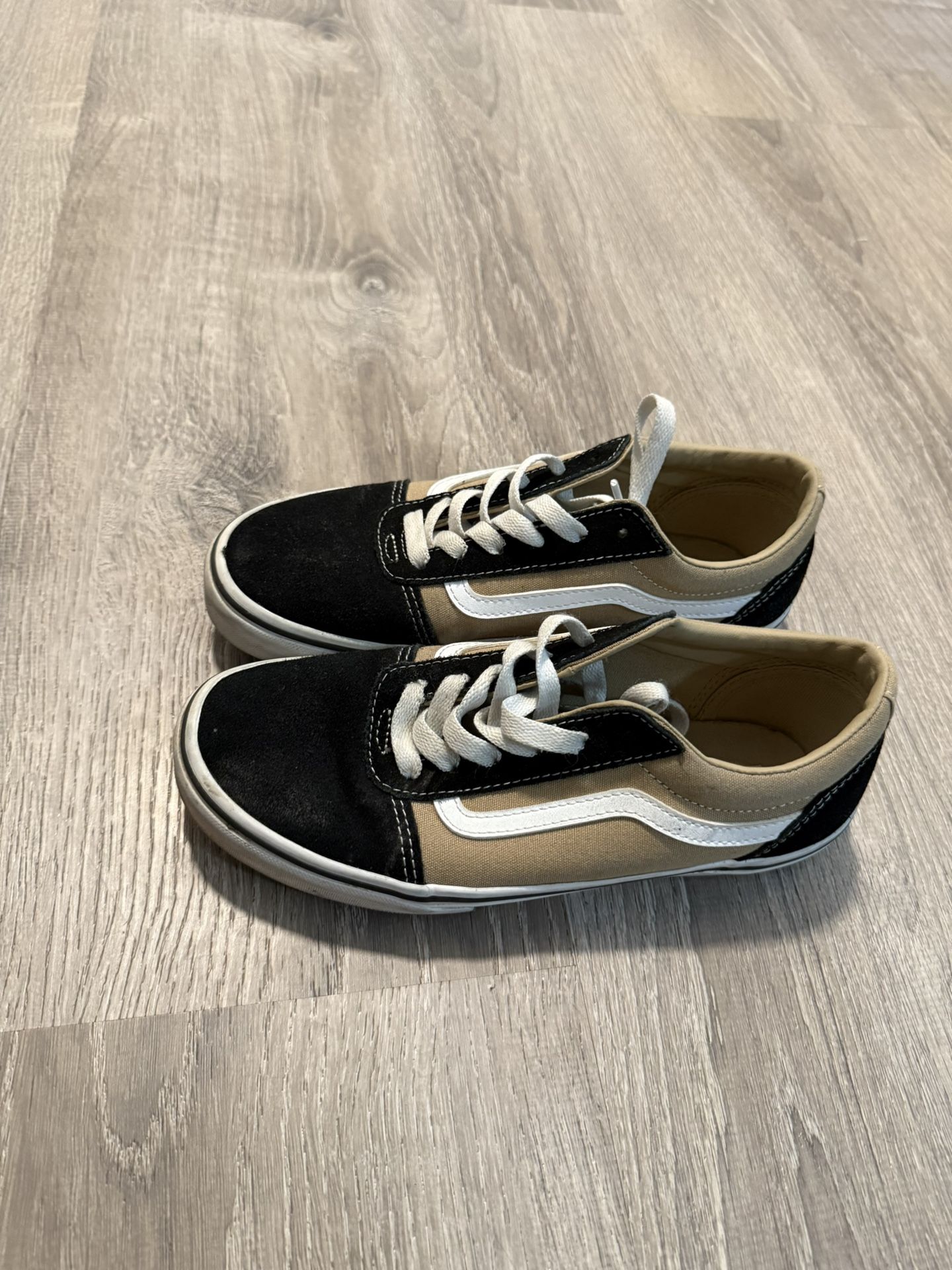 Vans Unisex Off The Wall Black Canvas Shoes Sneakers Size 5.5 Youth Nice