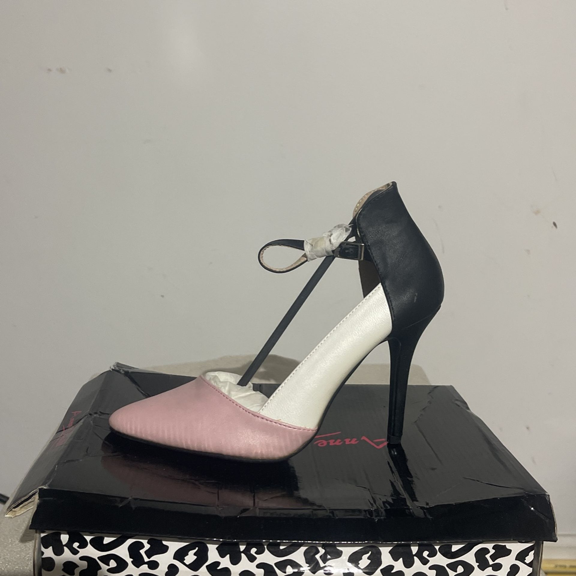 Women’s High Heel Shoes 8.5