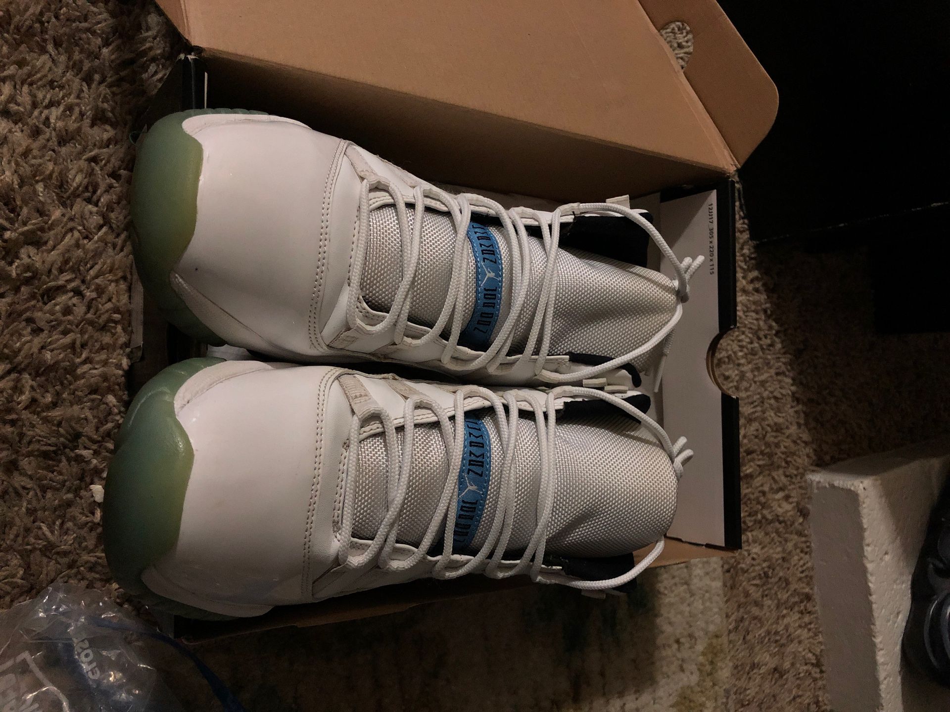 Jordan Retro 11’s Legend Blue 7y