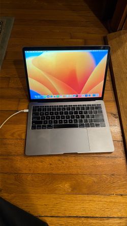 MacBook Pro 13” 2017 – i5 / 8GB / 128GB – Works Great – Battery Needs Service