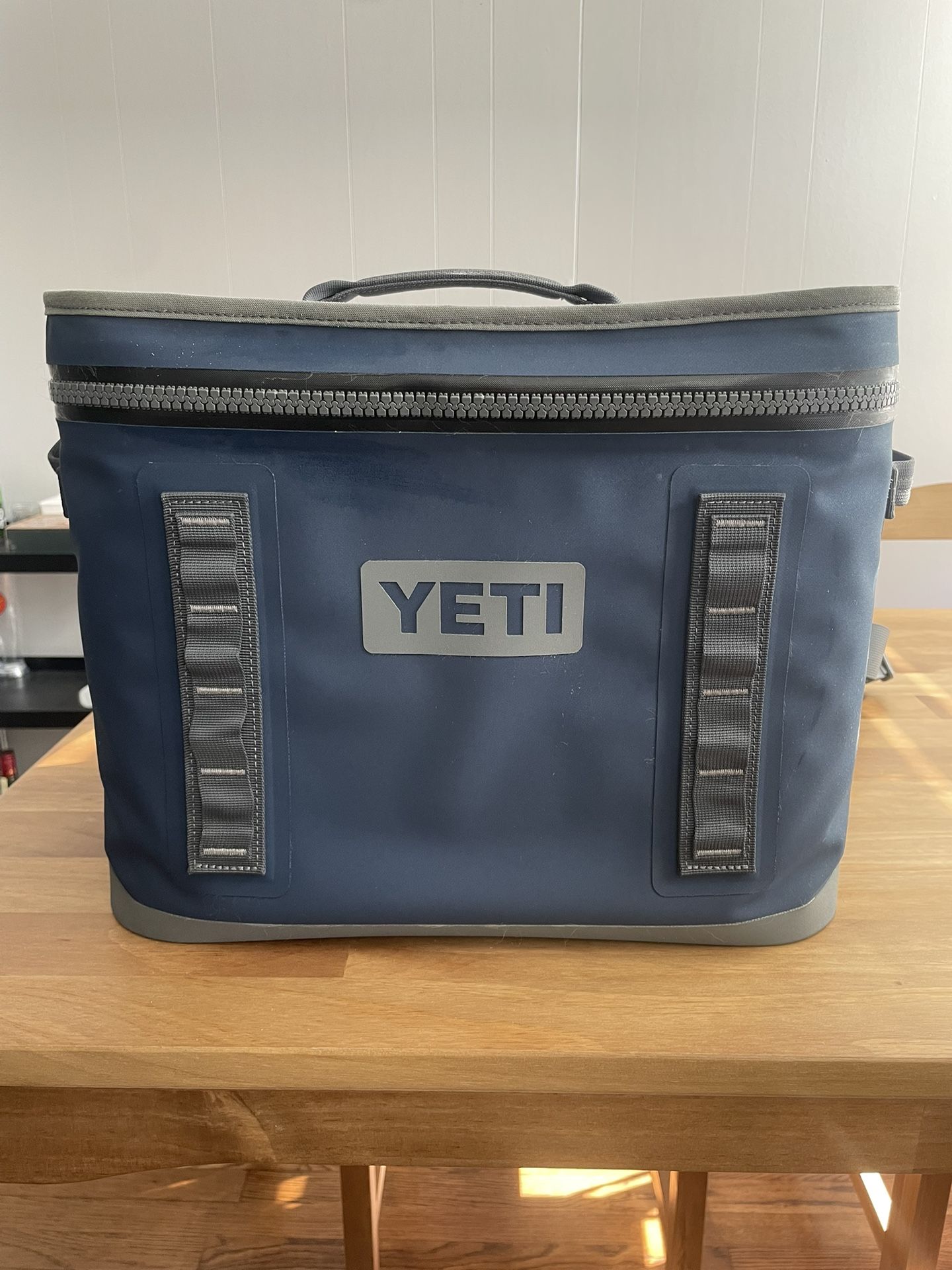 Yeti Hopper Flip 18 Soft Cooler