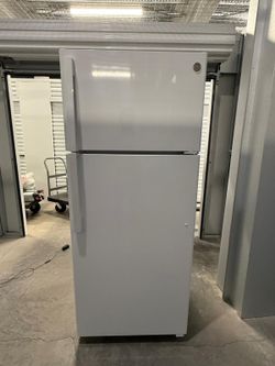 GE Refrigerator