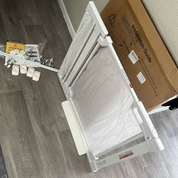 Pet Baby Gate Brand New NEVER USED!