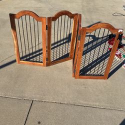 4-Panel Foldable Gate