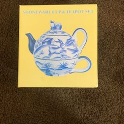 Stoneware Cup And Teapot Set