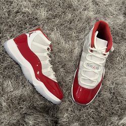 Air Jordan 11 Cherry Red Mens Size 12