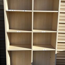 CUBBY BOOK CASE 71 X 31 X 18 BOTTOM CORNER NEEDS GLUED 47Th Ave. And Dobbins In Laveen