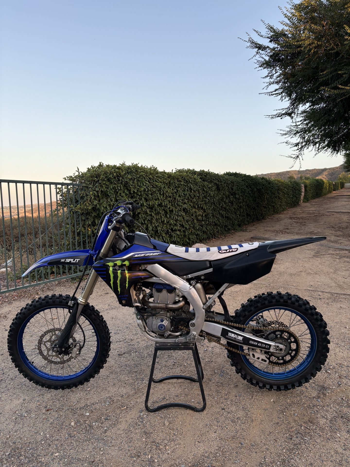 2022 YZ250F