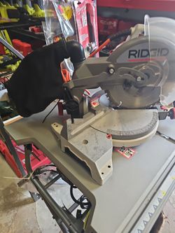 Ridgid 10in. Miter saw
