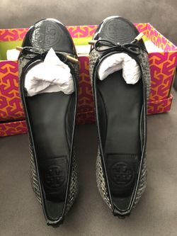 Tory Burch girls/ women’s snake flats 3 girl