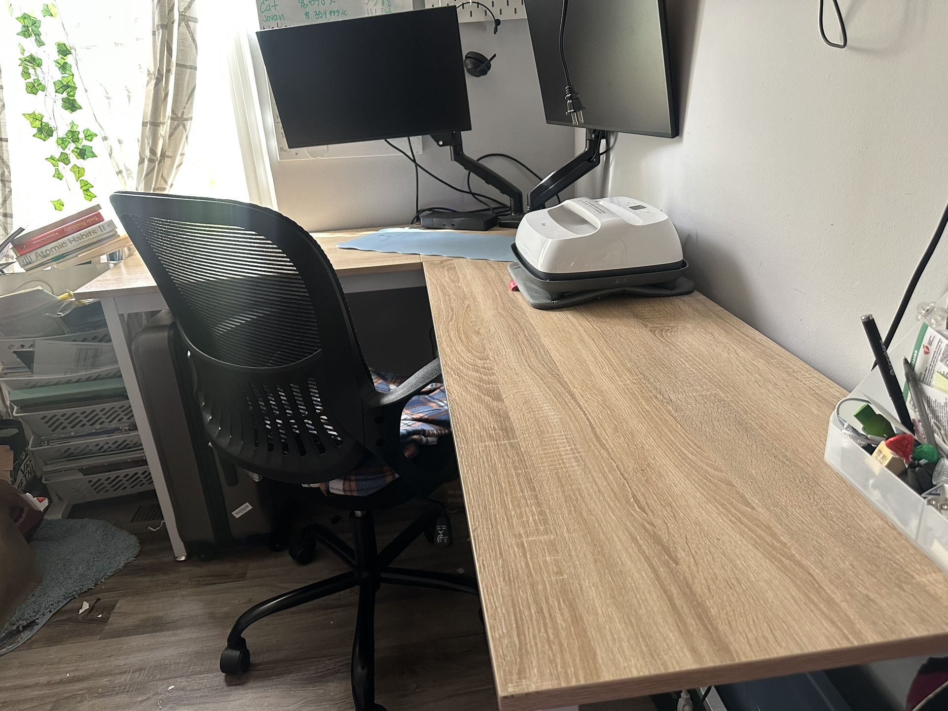 Corner Desk