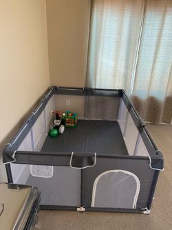 XL Playpen 74x50