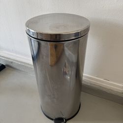 Decorative Kitchen Trash Can