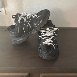Balenciaga Tracks 