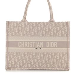 Tote Bag Plus Sandals 