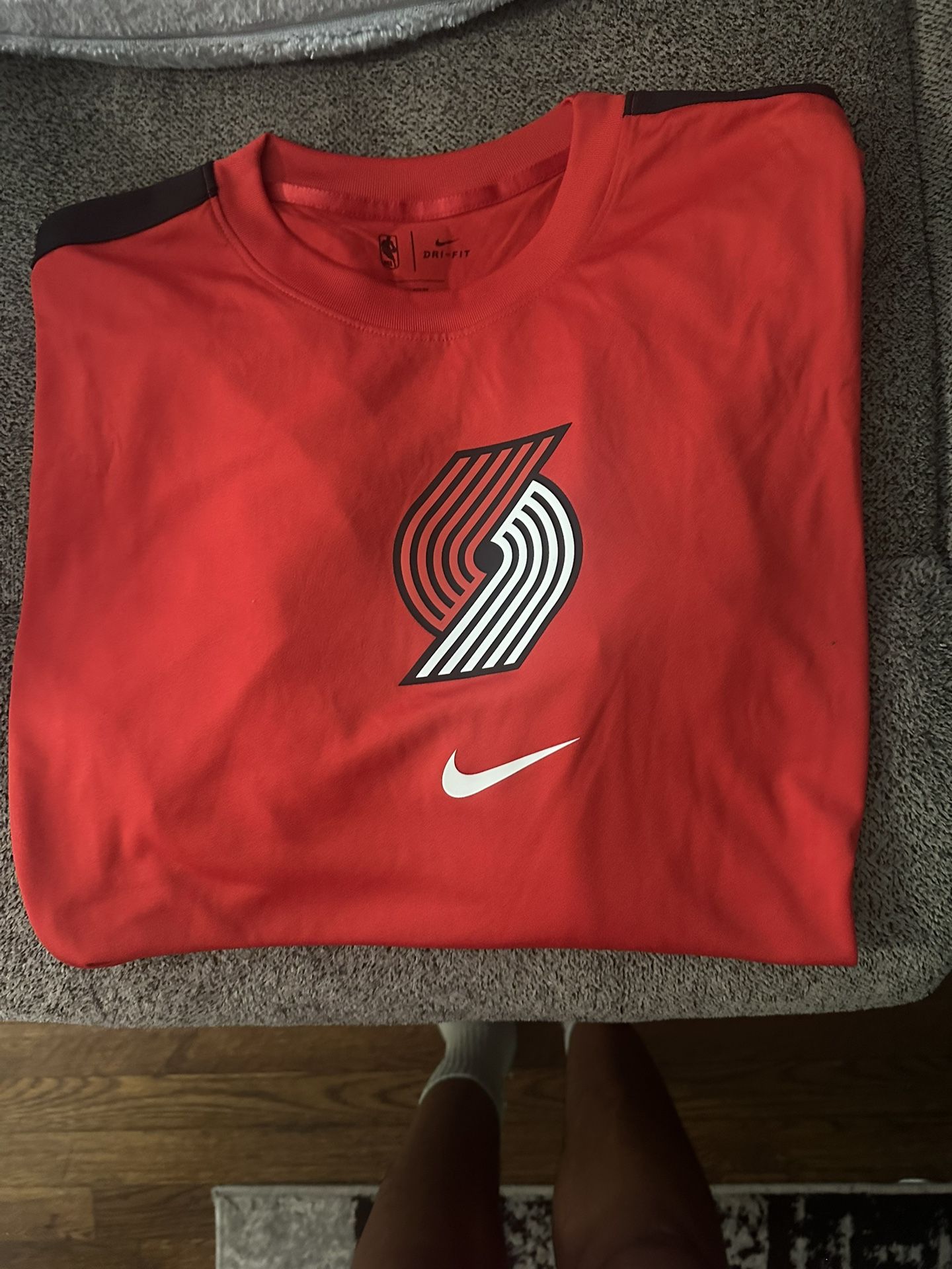 Blazers NBA dry FIT Long Sleeve Shirt.