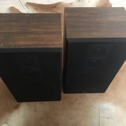 Sanyo Speakers For Sale $50