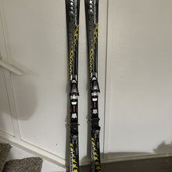 Völkl Supersport 5-Star Skis