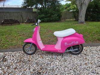 Razor Sweet Pea electric scooter