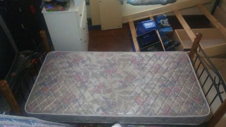 Daybed w mattress