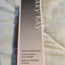 Mary Kay Makeup Finishing Spray 