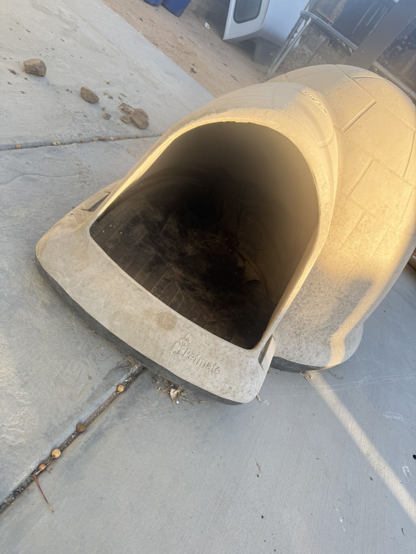 dog house