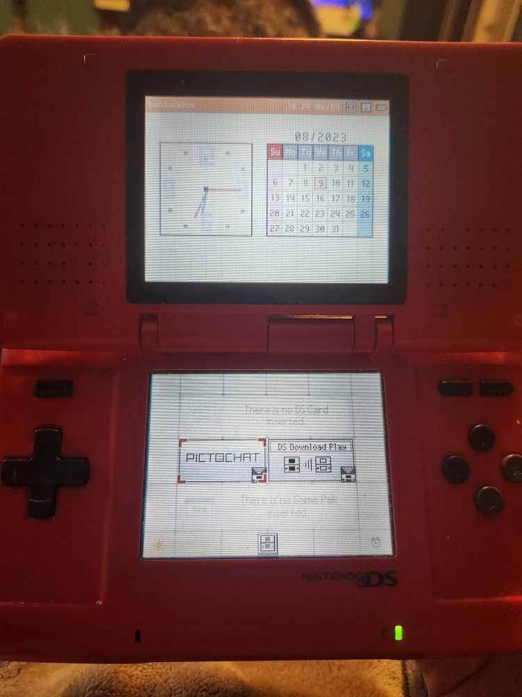 Original Lava Red Ds Comes With Charger (No Stylus)