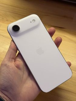 iPhone 17