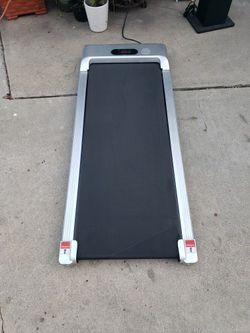 Walking Pad Treadmill with Remote Control - Like New