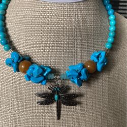 Choker With Dragon Fly Pendant 