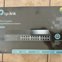 TP-link 24-Port Gigabit Desktop/Rackmount Switch 