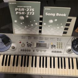 Yamaha Portatone PSR-275 Keyboard