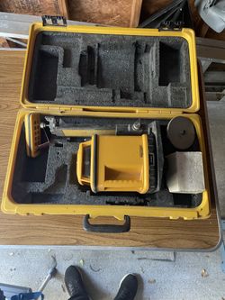 Laser Beacon Laser Alignment LB-9 With The Case