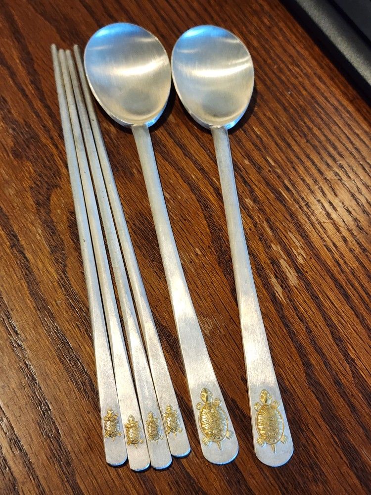 99.9% SILVER KOREAN SPOON & CHOPSTICK SET