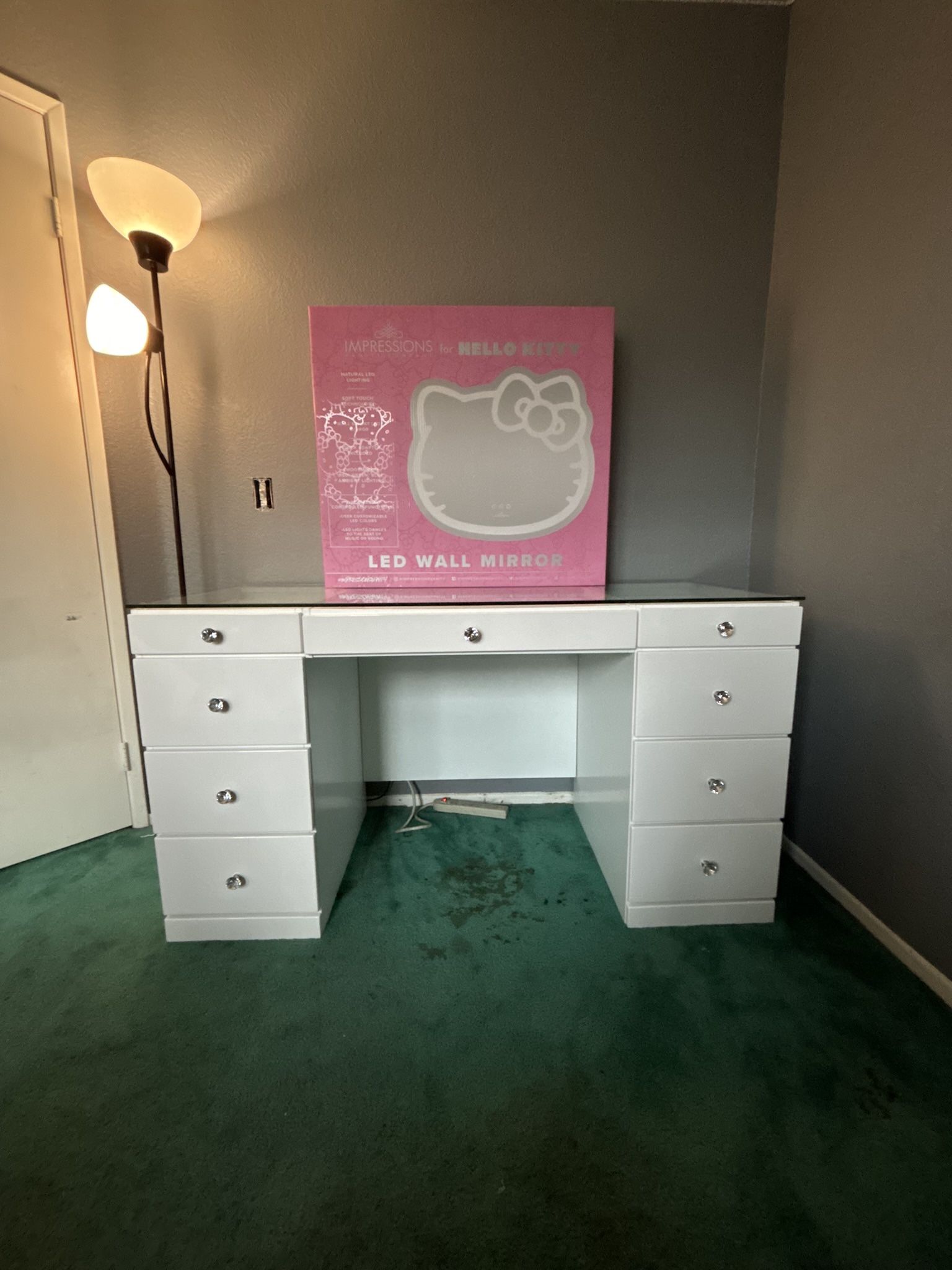 White Makeup Vanity 9-Drawer with Hello Kitty Mirror