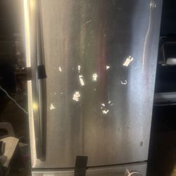 GE Refrigerator