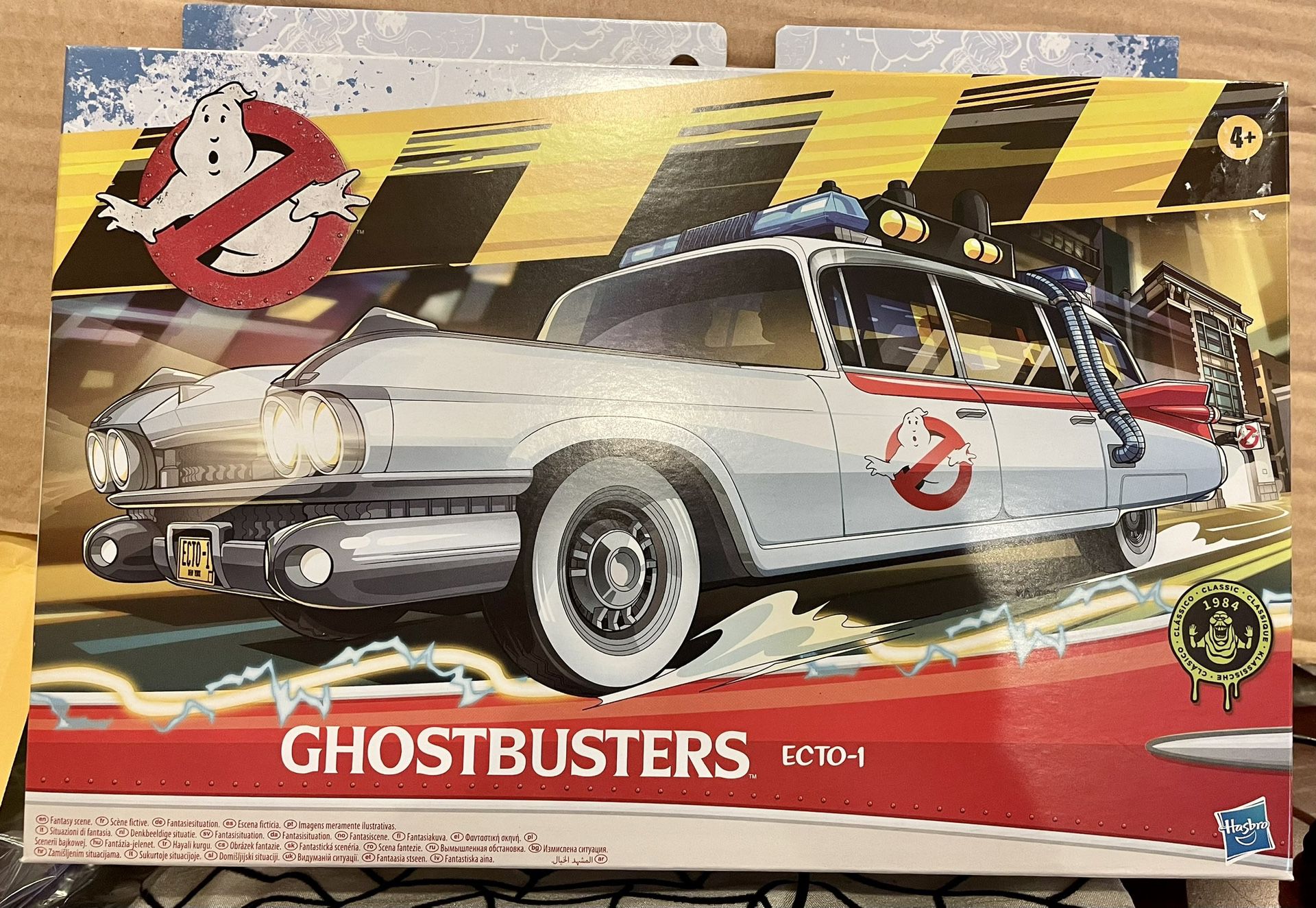 Ghostbusters Ecto-1 Car