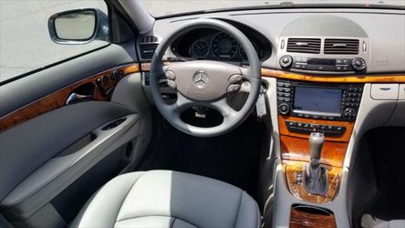 2008 Mercedes-Benz E-Class Thumbnail