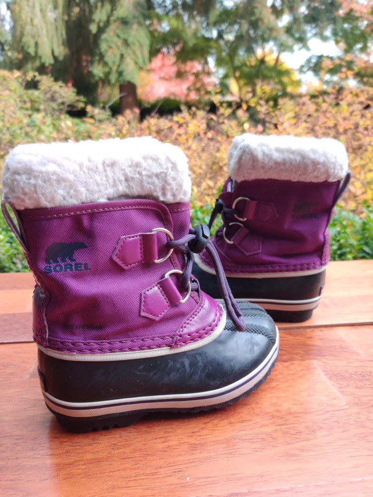 Sorel Snow Boots Size 9