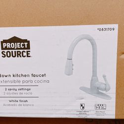 New Sealed Box Project Source Pull-down White Kitchen Sink Faucet 