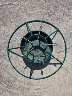 Large heavy duty metal tree stand, just $10