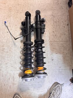 Brand New Bmw, F1 520 Ai 530 I 535 I 550 I 750 Li X Dr. Rear Shocks Struts