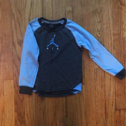 Boys Jordan Long Sleeve Size 7 Great Condition ! Fits  More Like A 5/6