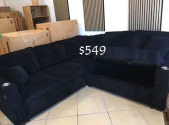 NEW‼️ 3-PC Black Convertible Sectional Sofa With Storage, Pullout Bed, And USB Port