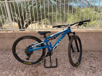 Diamondback comp 29 mountain bike size S