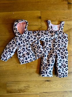 Toddler Girl Snow Clothes 2T (beige, pink, black leopard print)