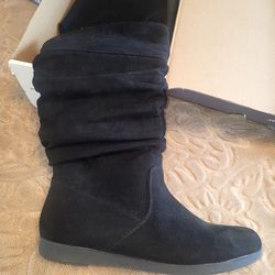 Ladies Boots 8.5